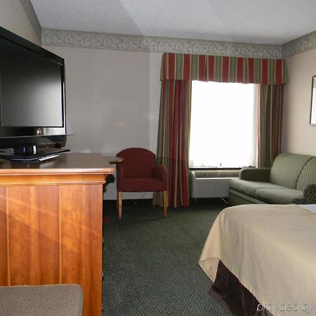 Holiday Lodge Hotel And Conference Center 페이엣빌 외부 사진
